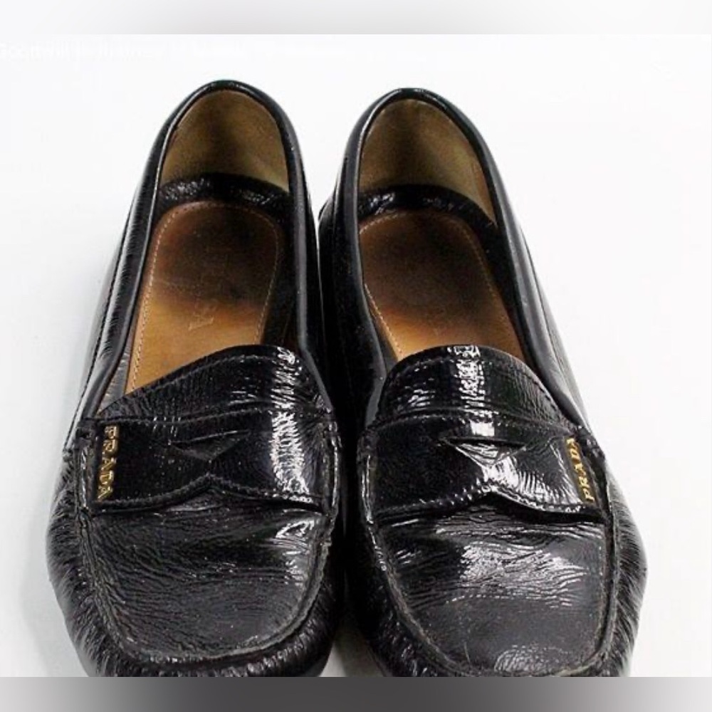 Prada Black Crinkle Patent Leather Driver Loafers Size 8 ***Fits like a 7